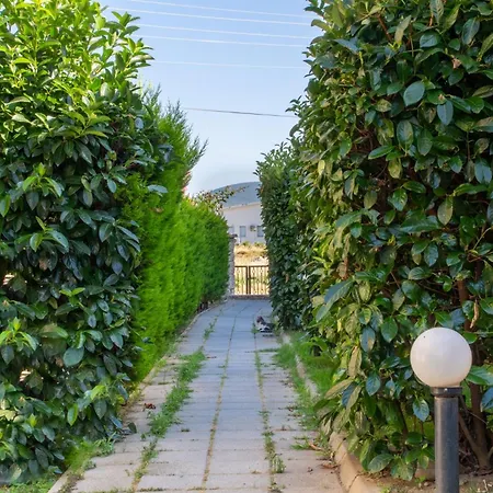Detached House W Garden 1o Min To Seashore In Urla Hotell